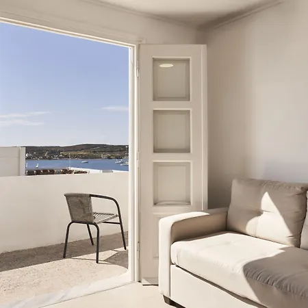 Hotel Paros Hotell 2*