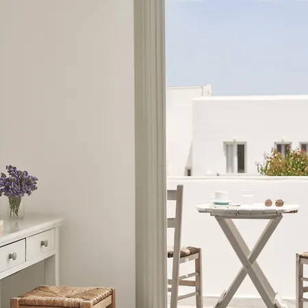 Hotel Paros Hotell