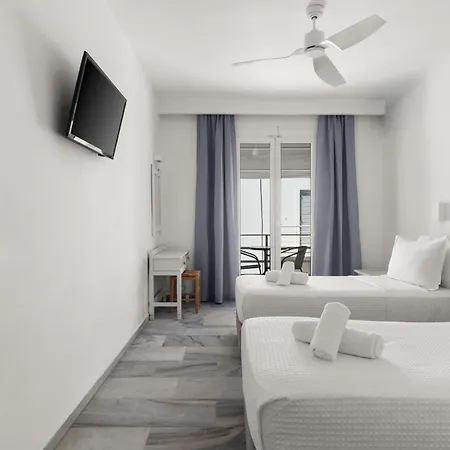Hotel Paros Hotell
