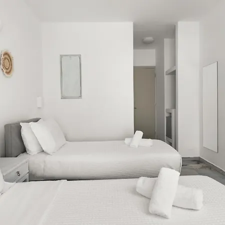 Hotel Paros Hotell