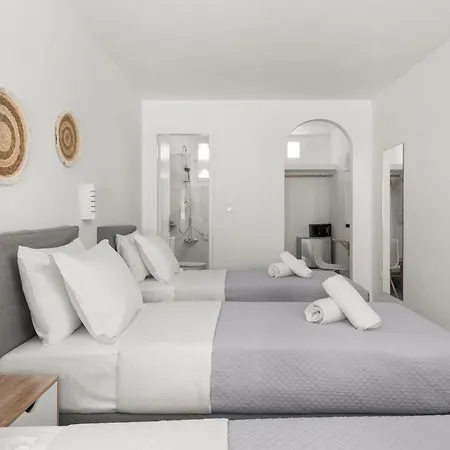 Hotel Paros Hotell 2*