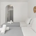 فندق Hotel Paros باروس