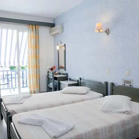 Hotel Paros 3*