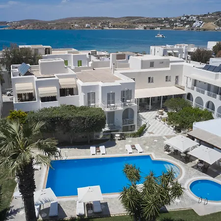 Hotell Hotel Paros 3*
