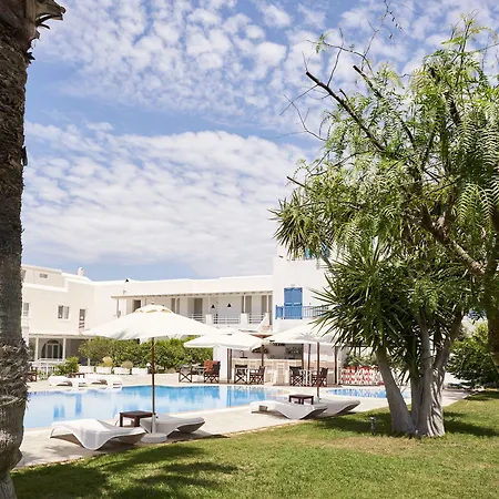 Hotel Paros Hotell 3*
