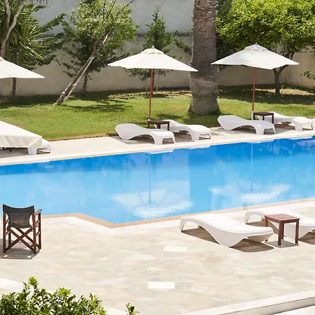 Hotel Paros Hotell 3*