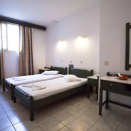 Отель Hotel Paros 3*