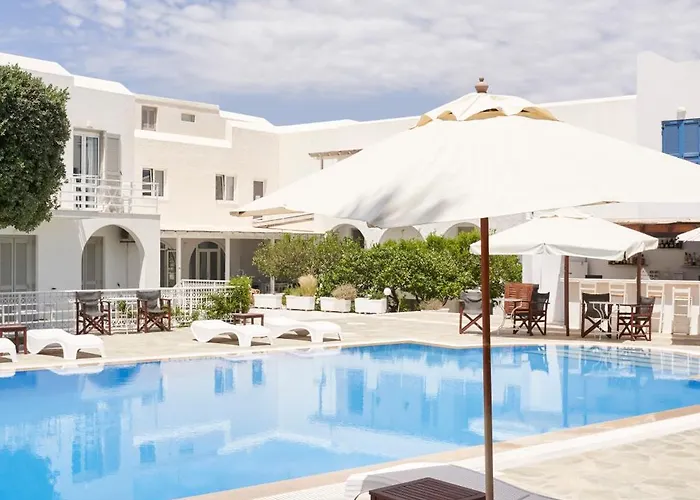 Hotel Paros 호텔