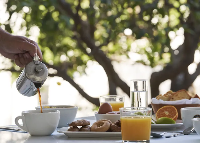 ホテル パロス 3* パロス島