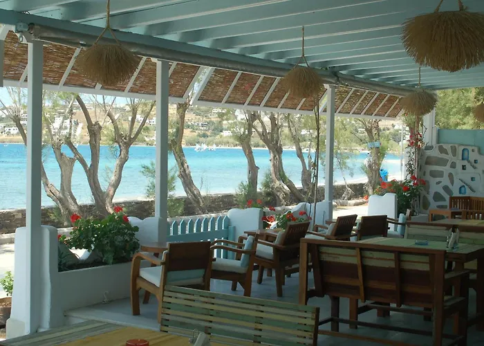 Hotel Paros Hotell 3*